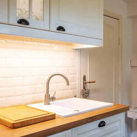 De Charme Au Milieu Du Monde *